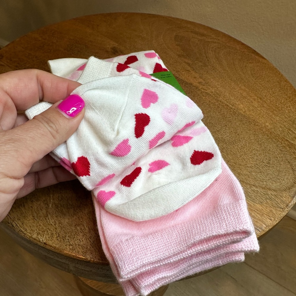 Kate Spade Valentine’s Day heart socks 3 pack crew one size pink red white - Picture 6 of 6